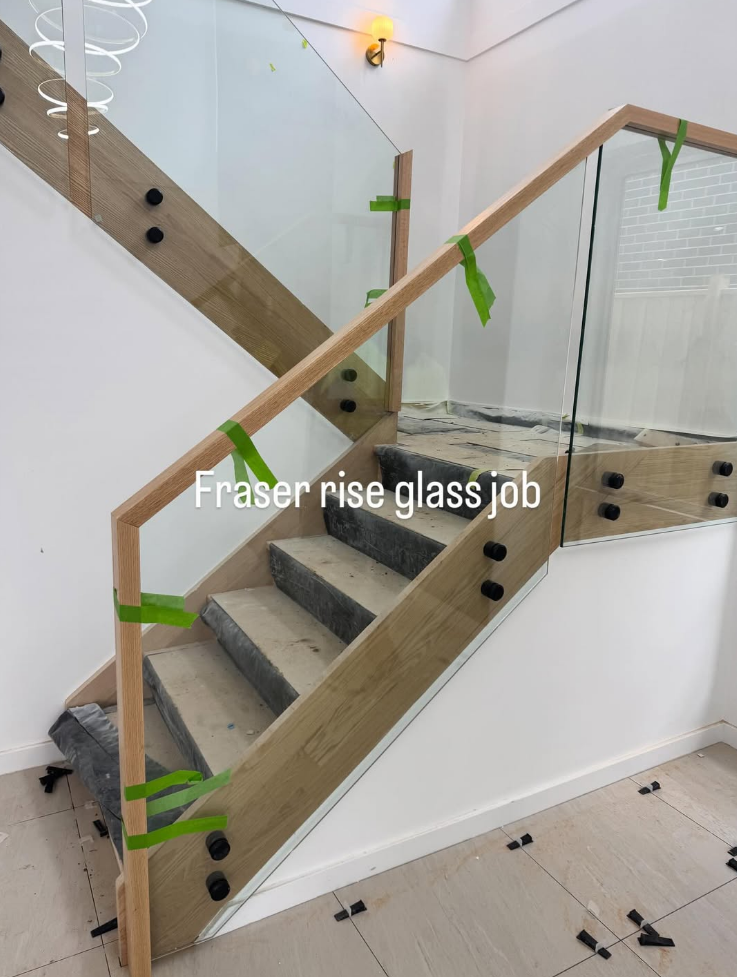 Glass balustrade staircase